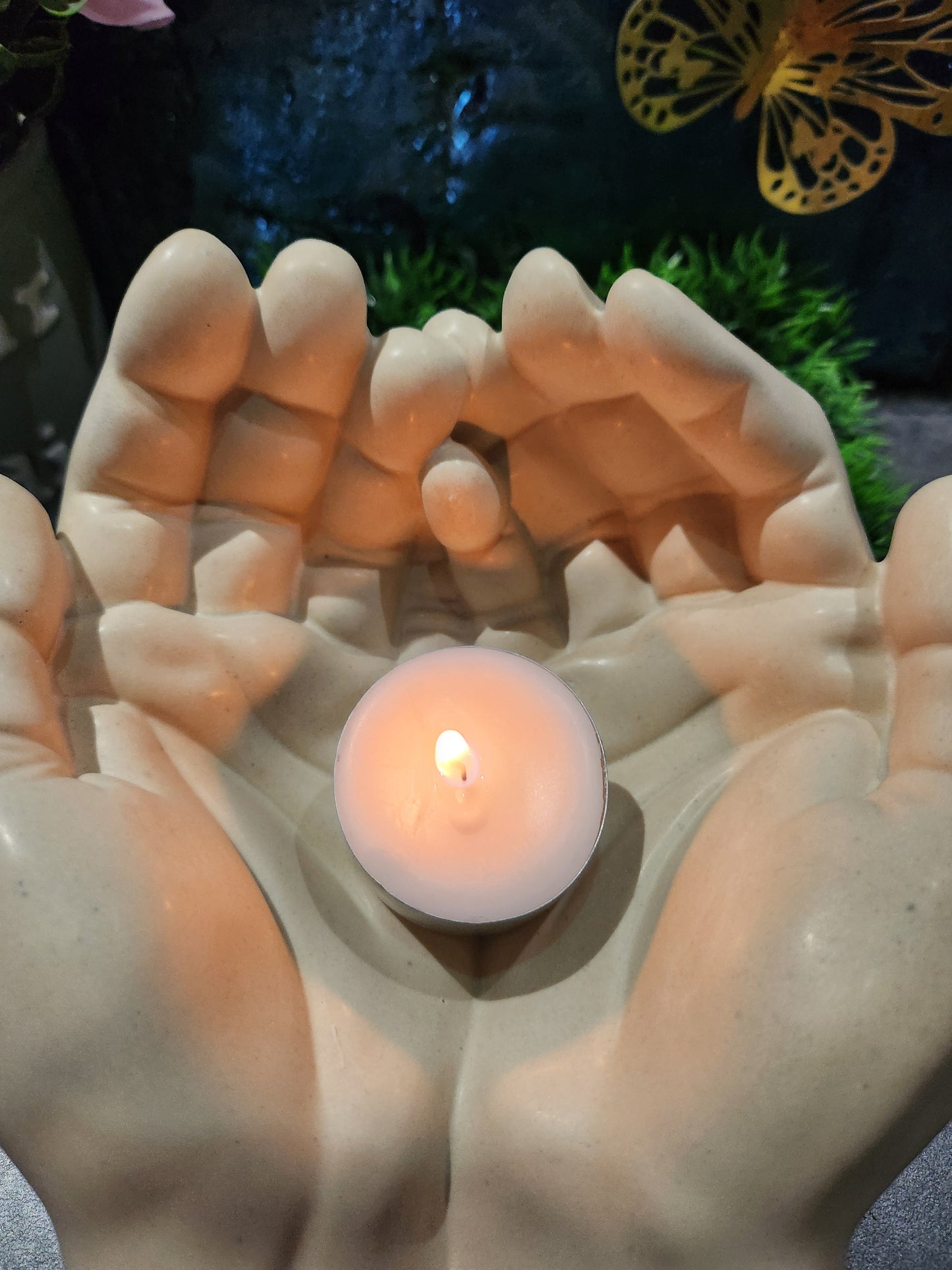 Mains de lumière